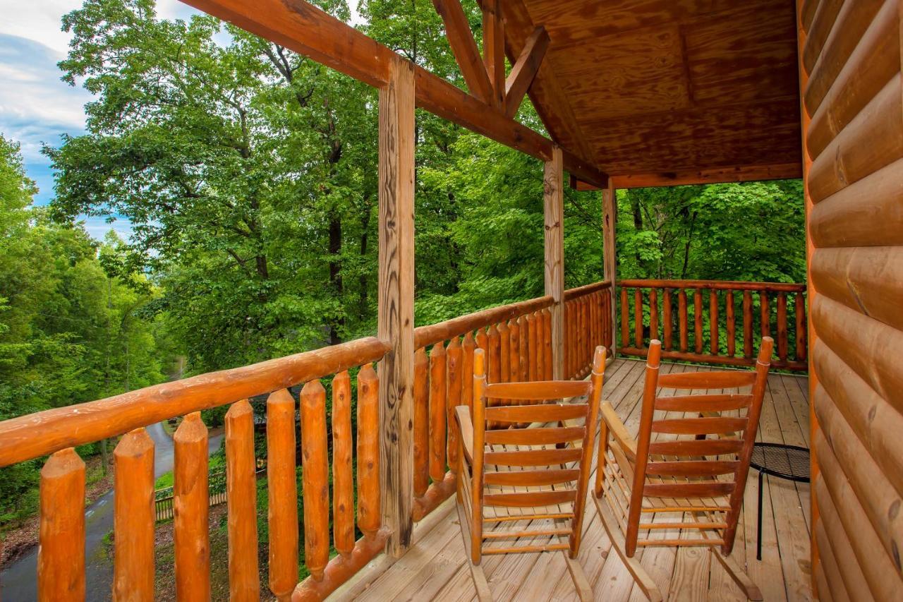 Suite Sensations, Hot Tub, Pool Table, 1089 Free Tickets Each Paid Day, Dollywood And More พิเจนฟอร์จ ภายนอก รูปภาพ
