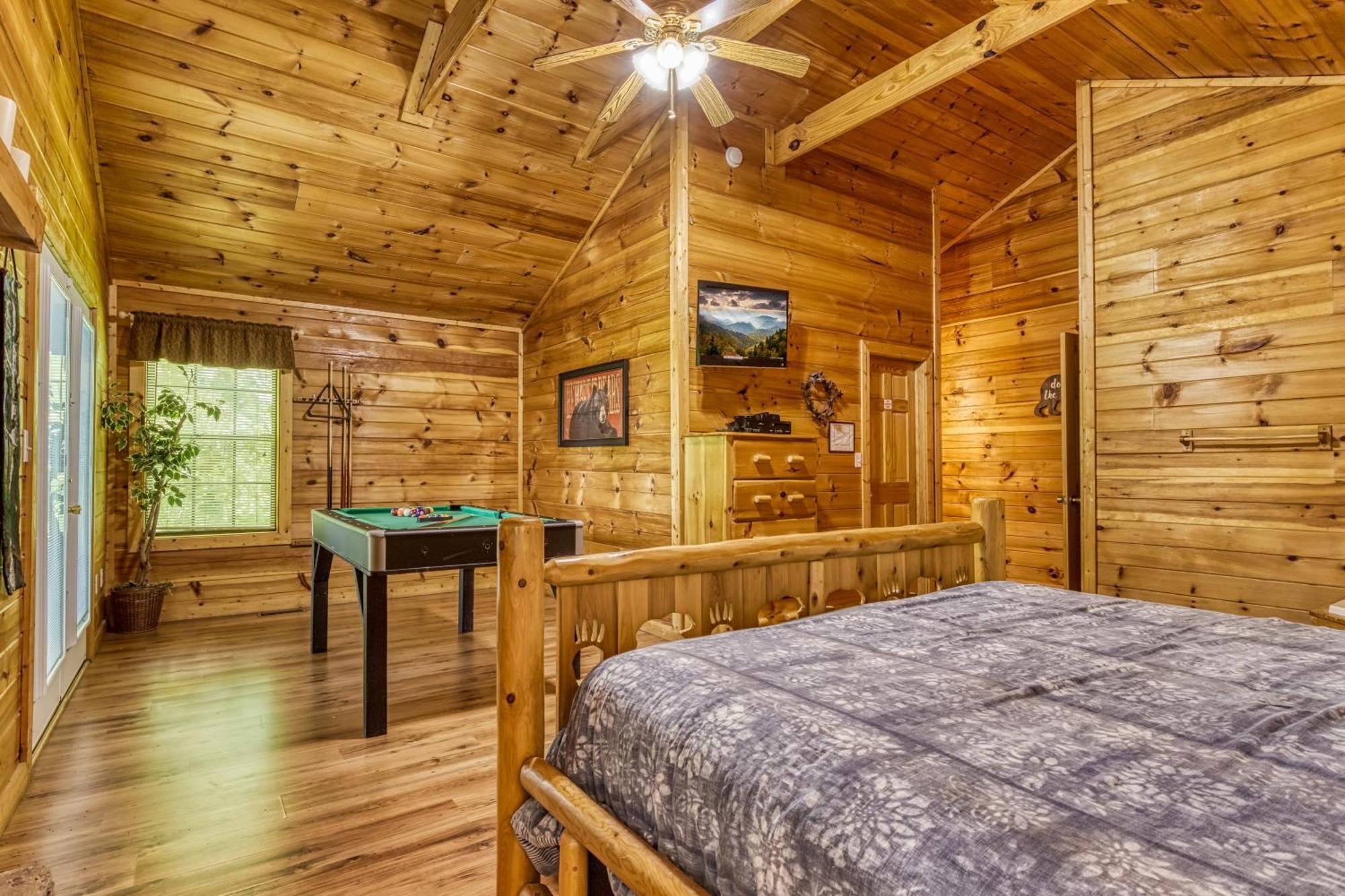 Suite Sensations, Hot Tub, Pool Table, 1089 Free Tickets Each Paid Day, Dollywood And More พิเจนฟอร์จ ภายนอก รูปภาพ